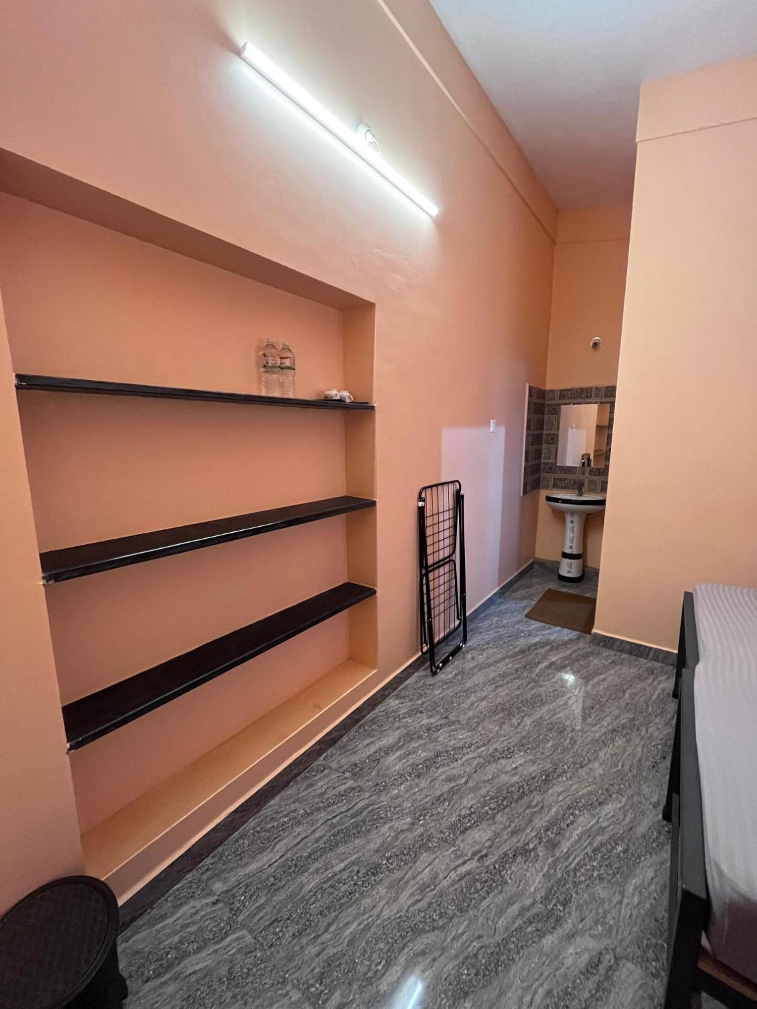Hostelvk Gokarna Гокарна Экстерьер фото